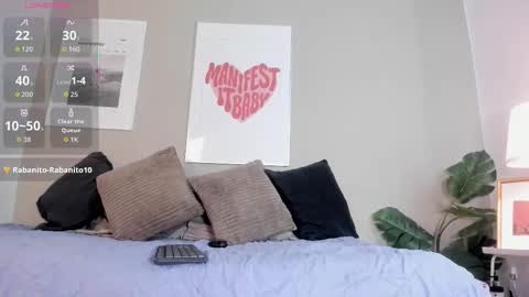 Lili  online show from March 2026 11:36:01 AM