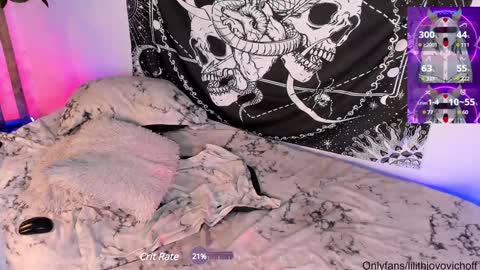 Snapshot of lilith_jovovich chatting on December 2024 05:23:01 AM online show from December 2024 05:23:01 AM