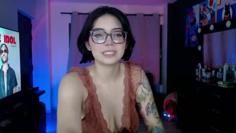 Snapshot of lilith_lennox chatting on May 2026 12:06:02 AM lilith online show from May 2026 12:06:02 AM