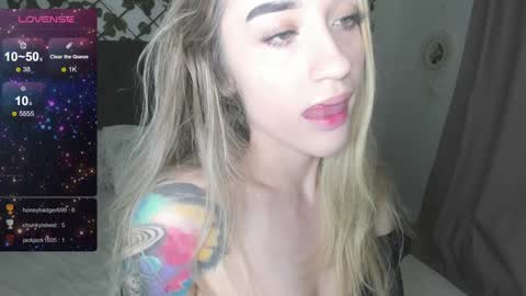 Snapshot of lilith_parker chatting on December 2024 02:34:02 AM Lilith Parker online show from December 2024 02:34:02 AM