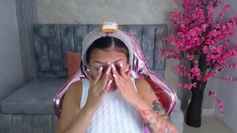 Lilith  online show from January 2025 12:49:01 PM