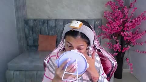 Lilith  online show from January 2025 12:52:01 PM