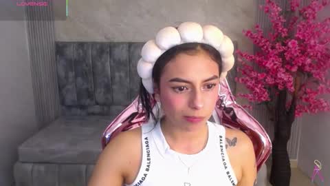 Lilith  online show from September 2025 08:10:02 PM