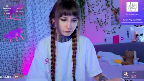 Snapshot of lilith_poison chatting on May 2026 06:13:01 PM lilith_poison online show from May 2026 06:13:01 PM