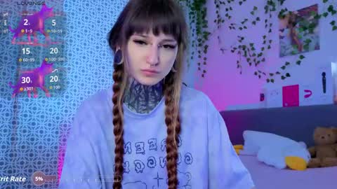 Snapshot of lilith_poison chatting on May 2026 06:04:02 PM lilith_poison online show from May 2026 06:04:02 PM