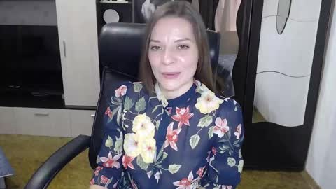 lilith small21 online show from October 2025 09:07:01 AM