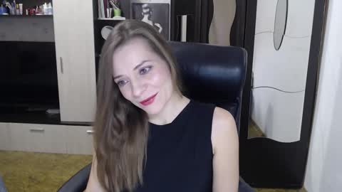 lilith small21 online show from December 2025 09:03:01 AM