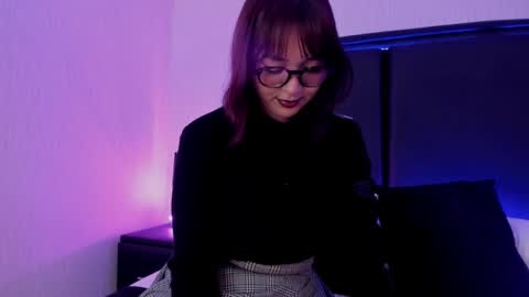 LilithBluum  online show from April 2026 06:10:01 PM