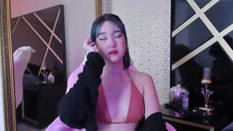 Lilith online show from December 2024 11:39:02 PM