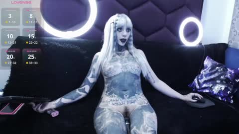 Snapshot of lilithlevis chatting on December 2024 01:06:02 AM Tifon Mary - Indepent model online show from December 2024 01:06:02 AM