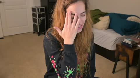 L online show from December 2024 01:17:02 PM