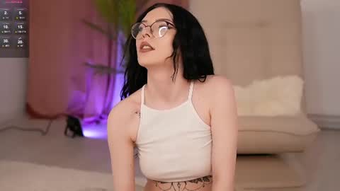 lilithpixie online show from July 2026 06:17:01 PM