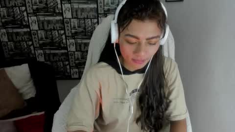 Snapshot of lilithsabeth chatting on February 2025 03:39:02 AM lilithsabeth online show from February 2025 03:39:02 AM