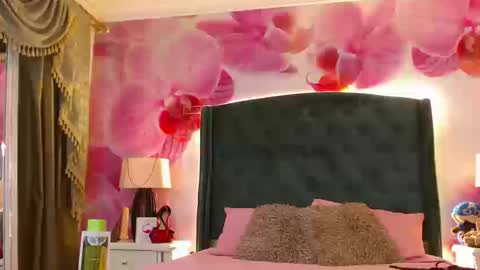 Lilith Snoop online show from January 2026 03:05:01 PM