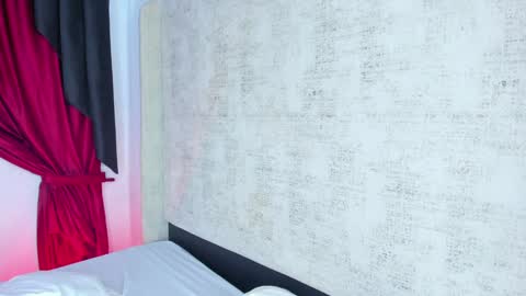 Snapshot of lilithsteinberg chatting on December 2024 10:02:02 PM jessi 3 online show from December 2024 10:02:02 PM