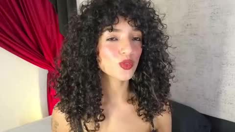 Snapshot of lilithsteinberg chatting on September 2025 07:25:01 PM jessi 3 online show from September 2025 07:25:01 PM