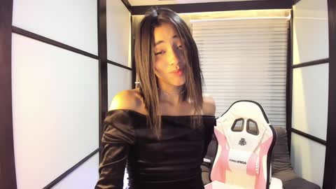 Snapshot of lilithteeen chatting on December 2024 10:58:02 AM Lilith online show from December 2024 10:58:02 AM