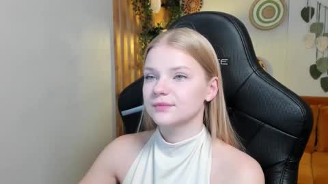 lilitrosen online show from September 2025 05:50:01 PM
