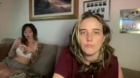 lilldaddysgirl online show from February 2026 04:56:02 PM