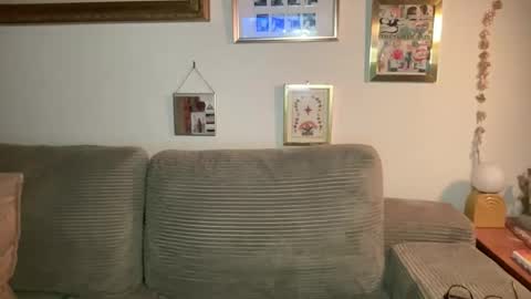 lilldaddysgirl online show from February 2026 05:06:02 AM