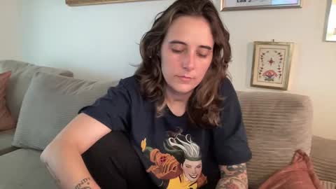 lilldaddysgirl online show from February 2026 08:32:01 PM