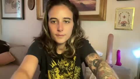 lilldaddysgirl online show from July 2026 05:28:02 PM