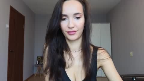 Lillian online show from September 2025 04:25:02 AM