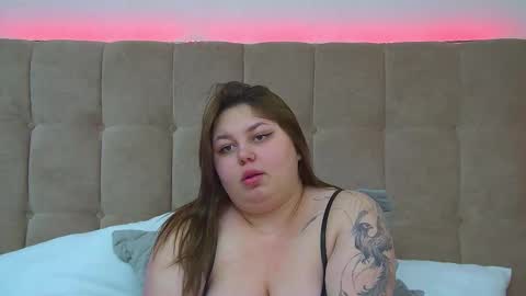 Snapshot of lillianhaig chatting on February 2025 03:57:02 AM LillianHaig online show from February 2025 03:57:02 AM