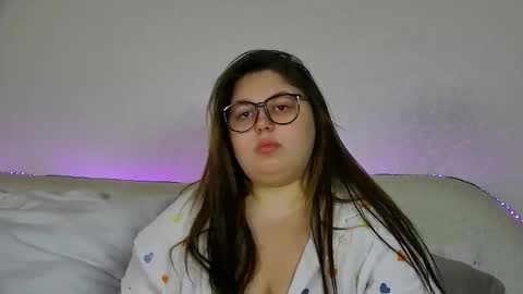 Snapshot of lillianhaig chatting on September 2025 06:44:02 PM LillianHaig online show from September 2025 06:44:02 PM