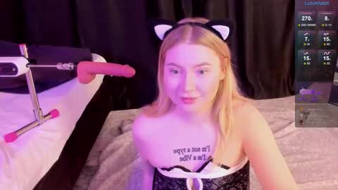 lillie_berry online show from November 2025 05:07:02 AM