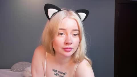 lillie_berry online show from April 2026 05:14:02 AM