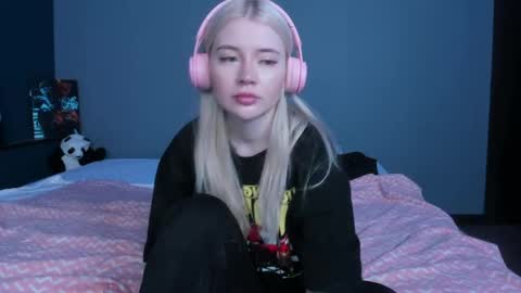 lillie_berry online show from May 2026 04:39:02 AM