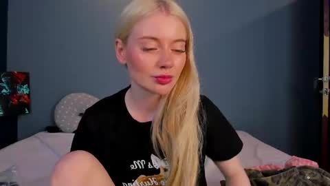 lillie_berry online show from July 2026 05:24:01 AM