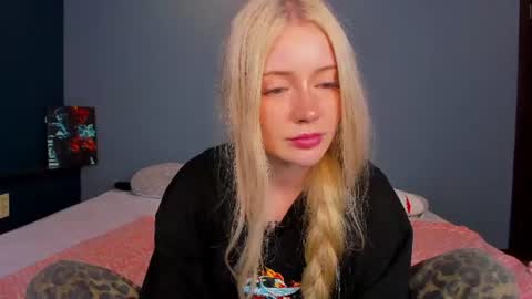 lillie_berry online show from July 2026 05:34:01 AM