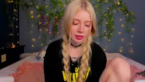 lillie_berry online show from July 2026 10:21:02 AM