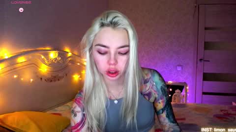 Snapshot of lillimooore chatting on March 2026 11:55:02 PM LilliMoore online show from March 2026 11:55:02 PM