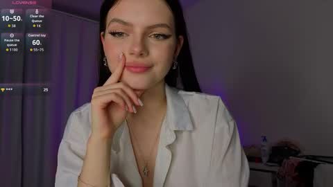 Lilia online show from May 2026 09:20:02 PM