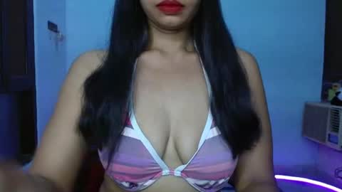 lilly_07 online show from June 2026 11:54:02 AM