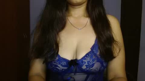 lilly_07 online show from July 2026 04:48:02 AM