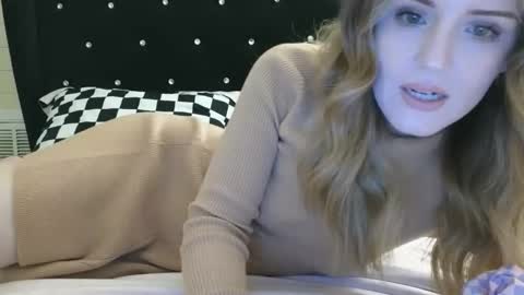 lilly_adams88 online show from May 2026 03:12:01 AM