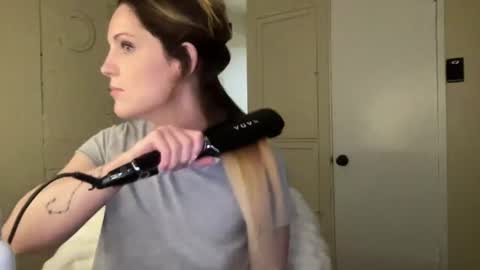 lilly_adams88 online show from June 2026 02:44:02 AM