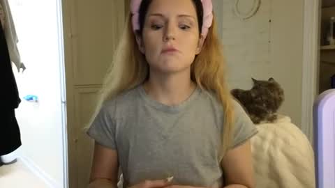 lilly_adams88 online show from June 2026 01:32:01 AM