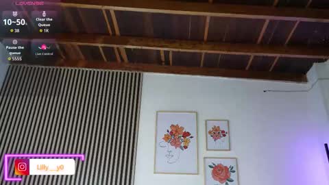 Sofia online show from December 2025 12:43:01 PM