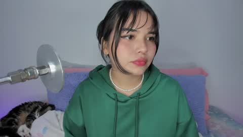 Lilly  online show from January 2025 02:35:01 AM