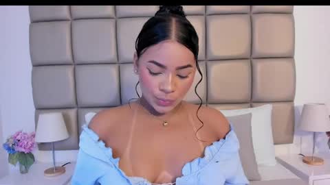 Lilly  online show from April 2026 03:26:01 AM