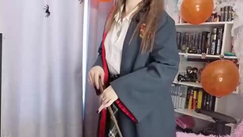 LillyFan X online show from October 2025 04:42:01 AM