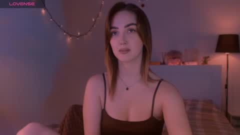 Snapshot of lillyfarey chatting on October 2025 07:45:02 PM LillyFarey online show from October 2025 07:45:02 PM