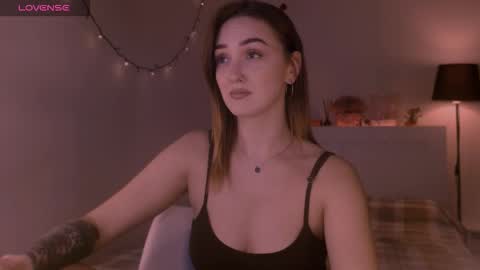 Snapshot of lillyfarey chatting on October 2025 04:59:02 PM LillyFarey online show from October 2025 04:59:02 PM