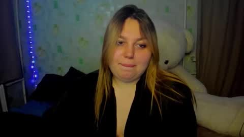 lillyhaigh online show from May 2026 12:30:02 AM