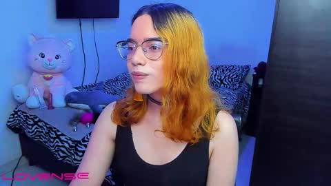 Lilly3 online show from October 2025 12:16:01 AM